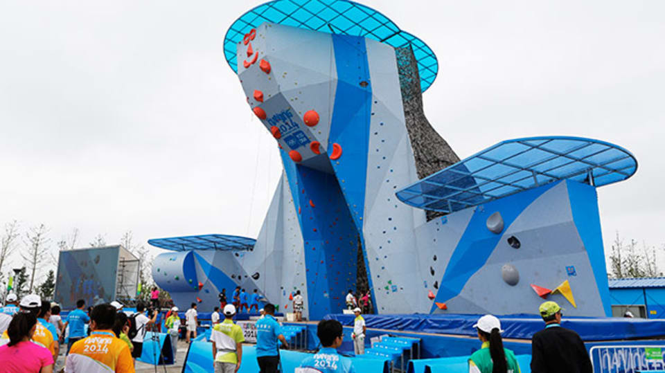 Nanjing 2014 Sports lab opens its doors