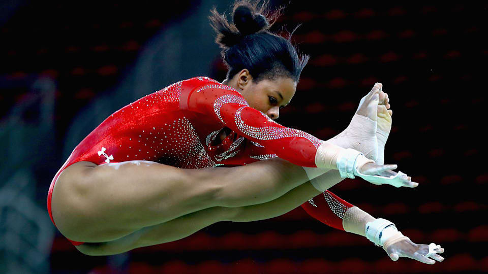 abdominales de gabby douglas