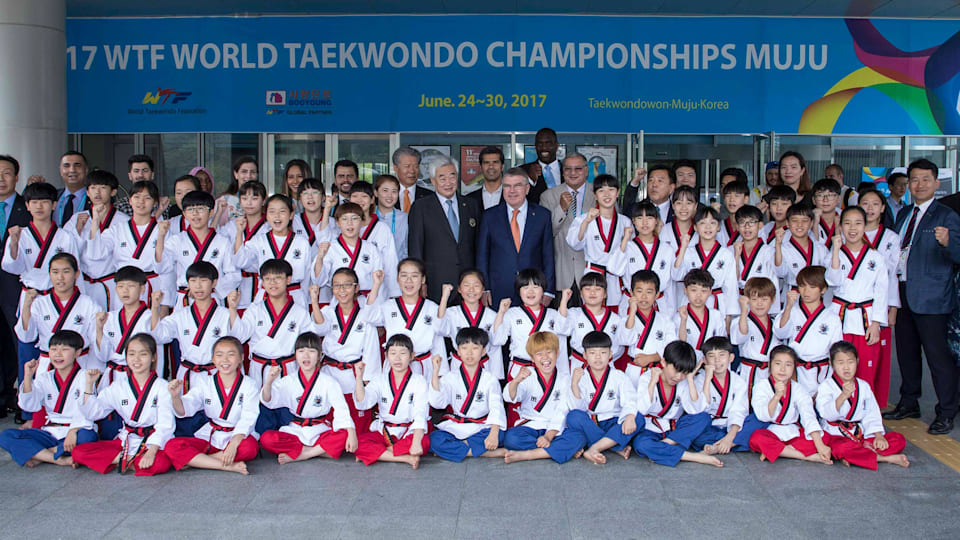 IOC President in the Republic of Korea - attends World Taekwondo championships
