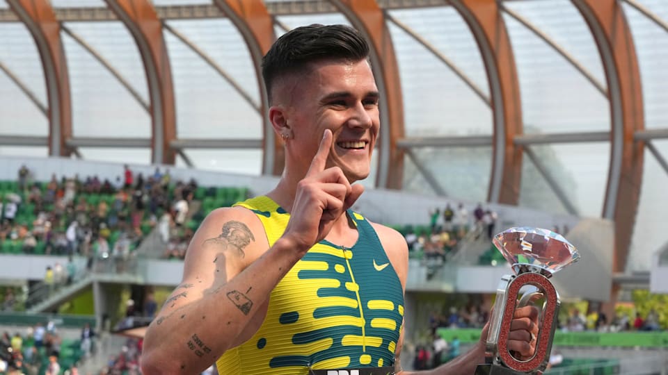 Olympic champion Jakob Ingebrigtsen defends his 1500m/mile title in the 2024 Diamond League