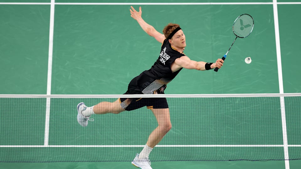 BWF Denmark Open 2024 Anders Antonsen and Wang Zhi Yi seal badminton