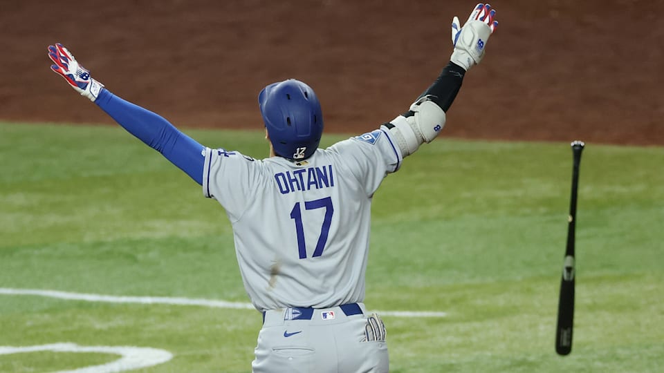 爆買い 英語 大谷翔平が9回に第12号決勝3ランホームラン！ドジャースは 小物