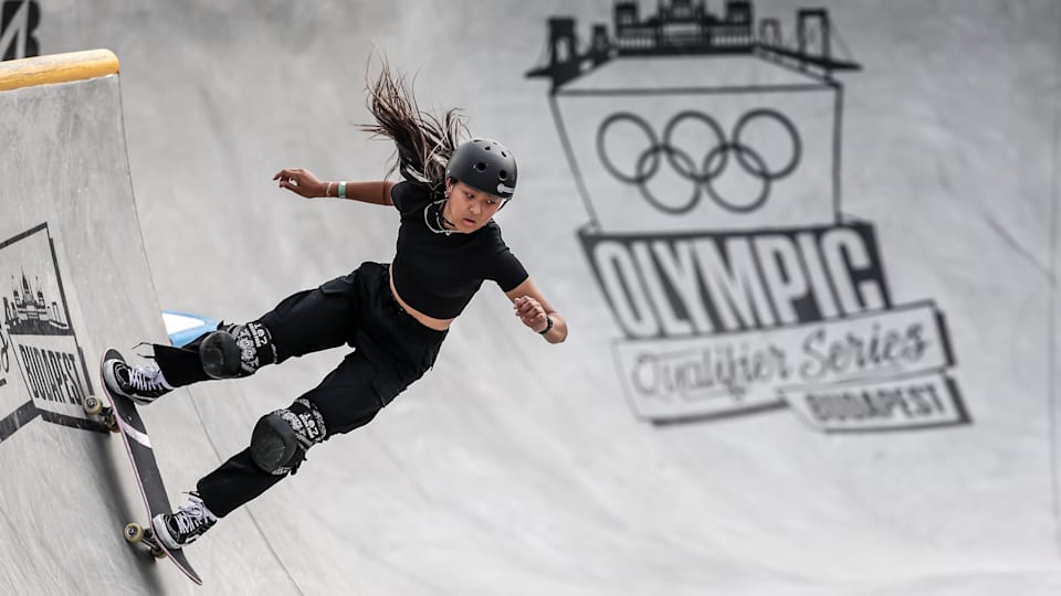新しいブランド 新品未使用 スケボー女子 東京オリンピックフレーム切手 はみだ オリンピック