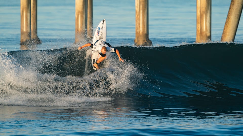 AUS_ath_Jackson_Baker_ath_ph_Ben_Reed_ph.ARW-2