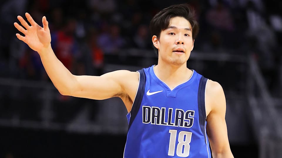 非売品】日本代表支給のティシャツ馬場雄大選手のサイン入り