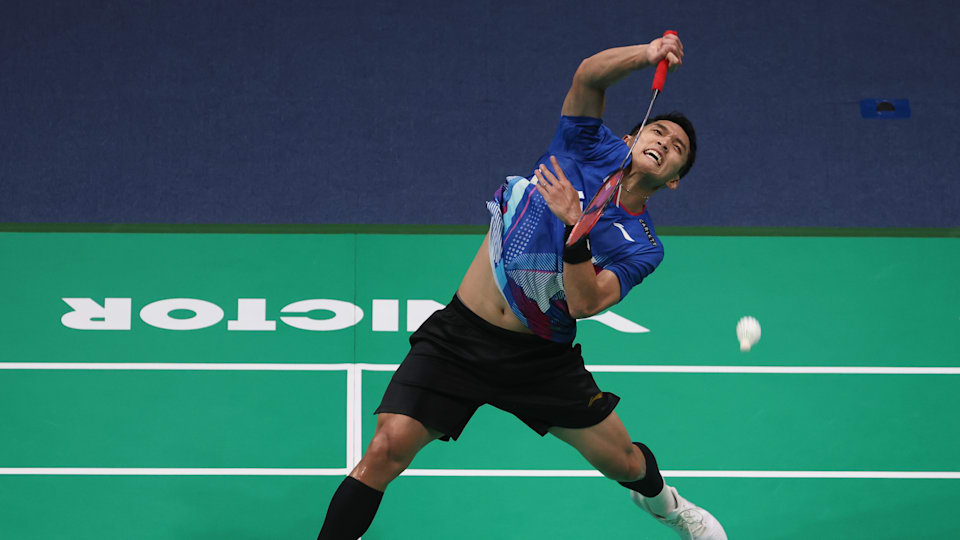 Jonatan Christie beat top seed Shi Yu Qi to reach the men's singles final. 