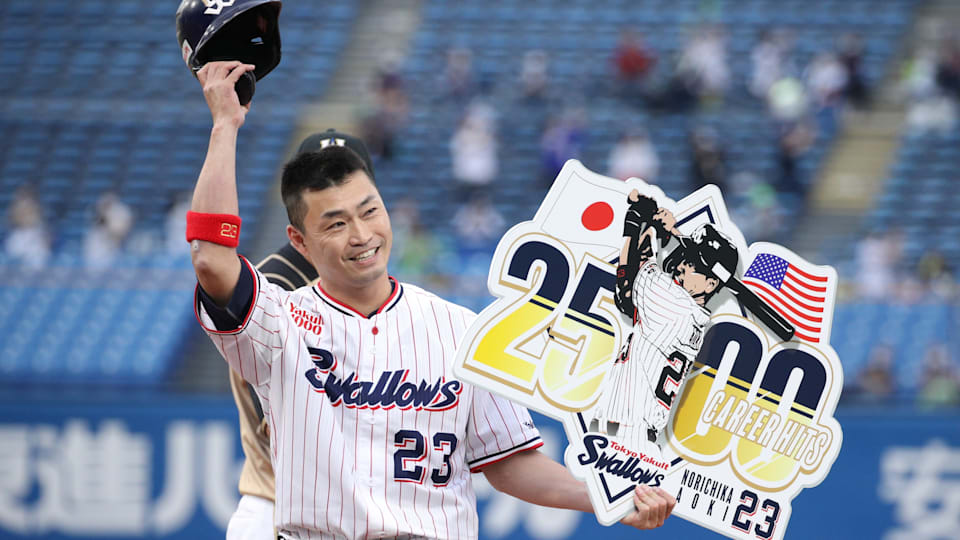 ヤクルトスワローズ　青木宣親　2500本安打記念 プロ野球】5月27日｜ヤクルト・青木が日米通算2500安打達成