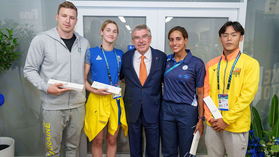 IOC President visits FINA World Aquatics Championships in Budapest 