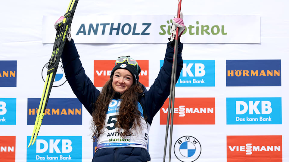 Coupe du monde de biathlon 2024/25 - Antholz/Anterselva : Victoire  exceptionnelle de Lou Jeanmonnot en poursuite femmes, Julia Simon deuxième  | Résultats