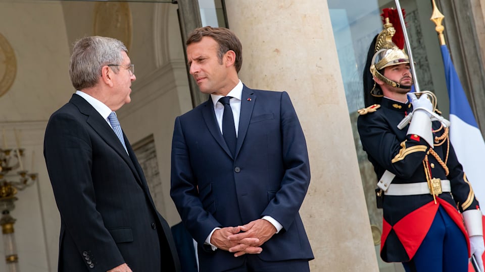 President Thomas Bach received by President Emmanuel Macron in Paris