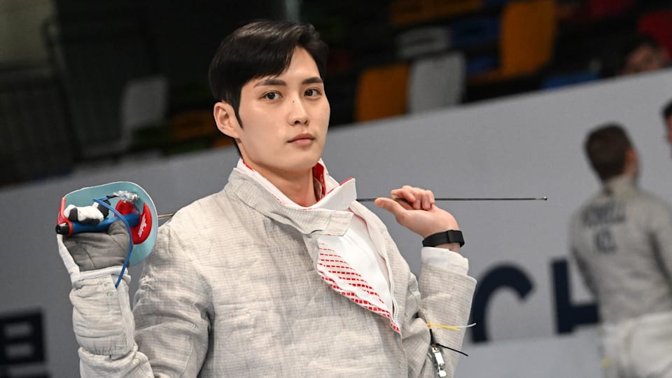 Kim Junho wins silver at the 2023 Asian Fencing Championshisp 