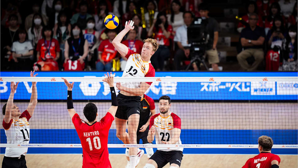 Deutschland wehrt sich lange erfolgreich gegen starke Japaner - Bild: Volleyballworld