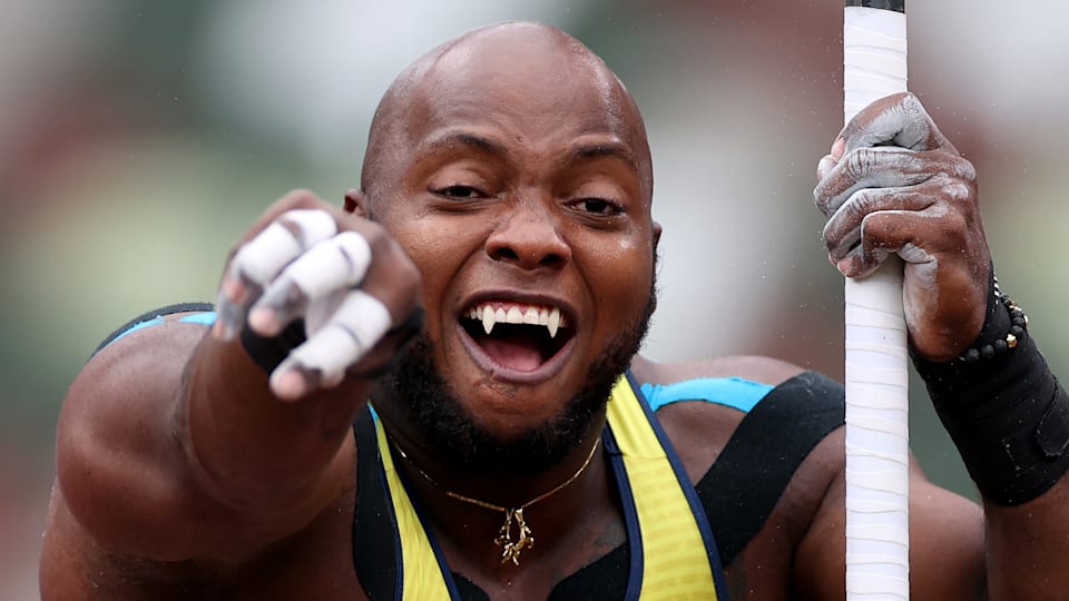 Mauricio Valencia, el 'vampiro' del Para atletismo que muerde con los  colmillos sus medallas para Colombia · Juegos Paralímpicos de París 2024