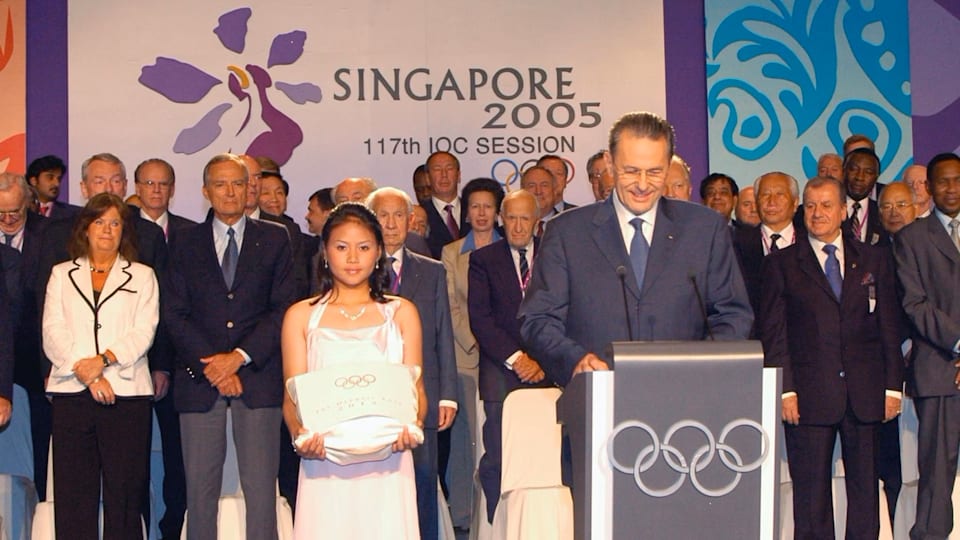 2012_Host_City_Election_announcement