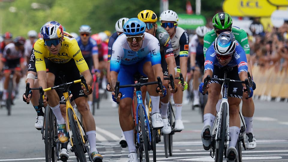 Tour de France stage 3 finish