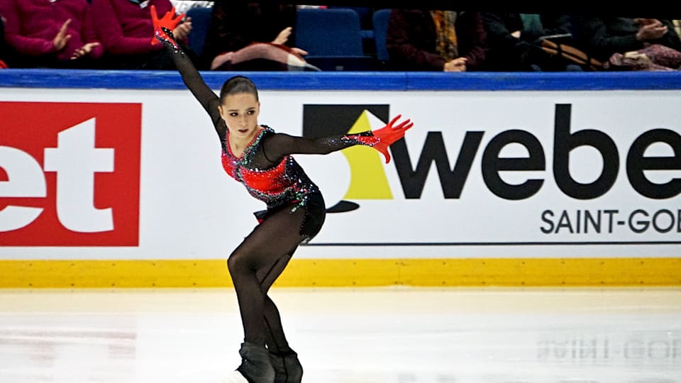 Ками́ла Вали́ева  leg Валиева установила мировые рекорды в произвольной программе и по сумме  баллов на турнире в Финляндии