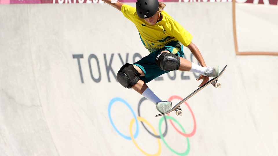 Keegan Palmer wins gold for Australia in men's park skateboarding