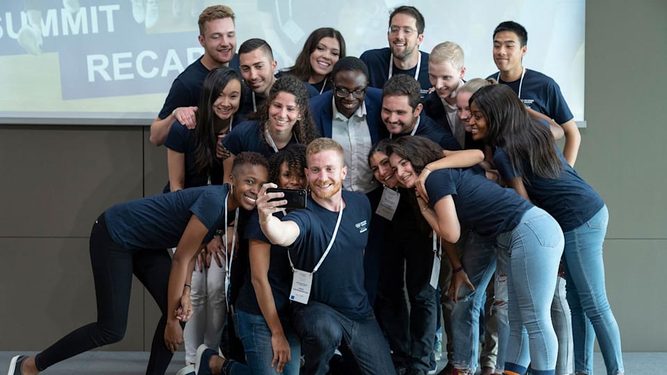 IOC Young Leaders helping spread the Olympic message