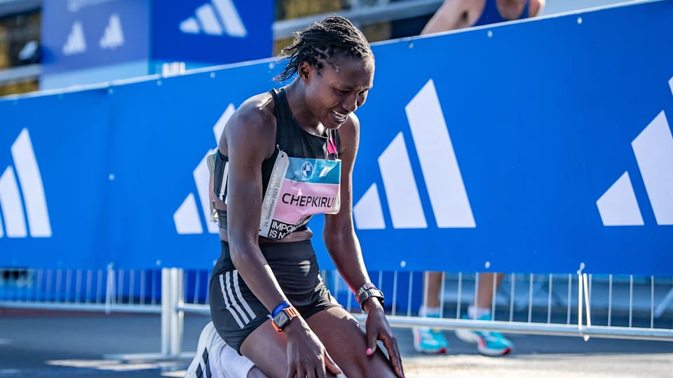 Sheila Chepkirui edges out defending champion Hellen Obiri to win on
