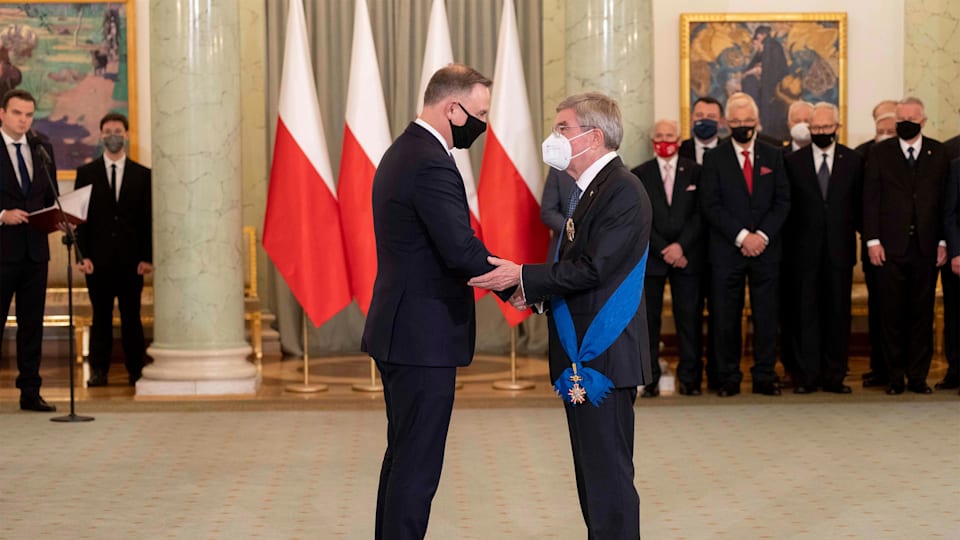 IOC President receives Order of Merit of the Republic of Poland from President Duda  