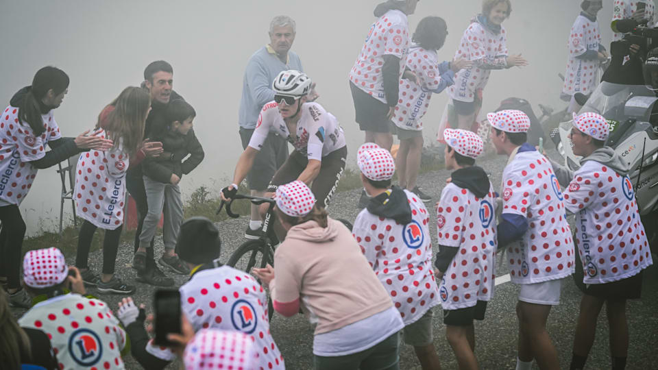 Felix Gall remporte la première étape de sa carrière sur le Tour de France 