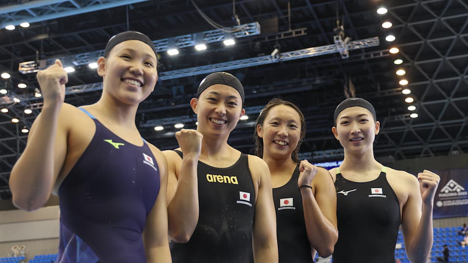 世界水泳福岡2023／６位の日本女子チーム