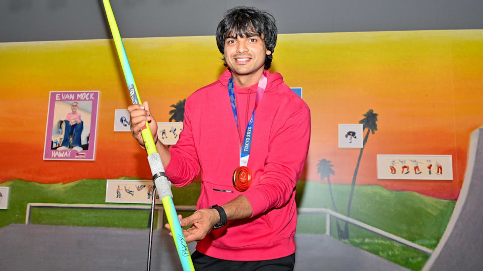 Neeraj Chopra fait don au Musée Olympique du javelot avec lequel il a décroché l'or aux Jeux de Tokyo 2020