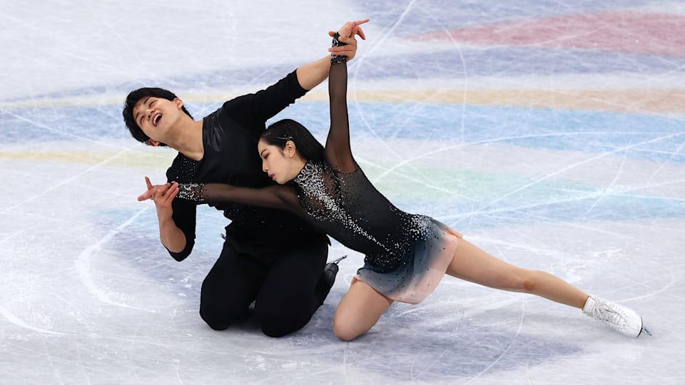 りくりゅうが首位発進｜四大陸フィギュアスケート選手権2023ペアSP