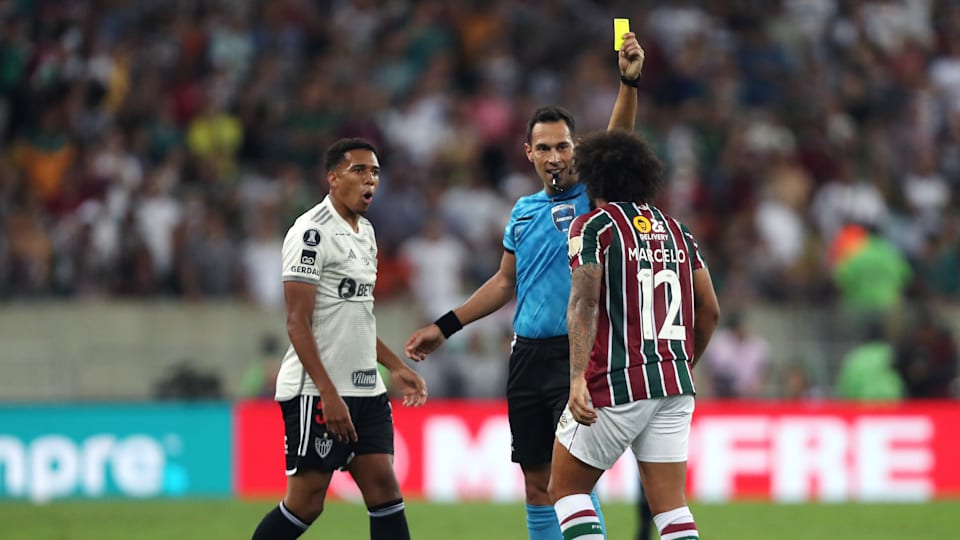 Copa Libertadores 2025 ¿quién es Facundo Tello, el árbitro de la final entre Atlético Mineiro y