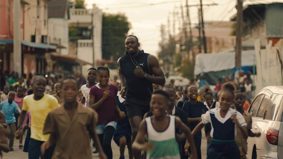 Le CIO lance sa campagne #StrongerTogether pour saluer les héros olympiques et adresser un message d'espoir et de solidarité à l'occasion de la Journée olympique