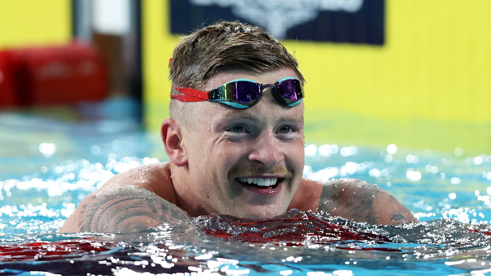 Adam Peaty celebrates after winning the men's 50m breaststroke final at the 2022 Commonwealth Games