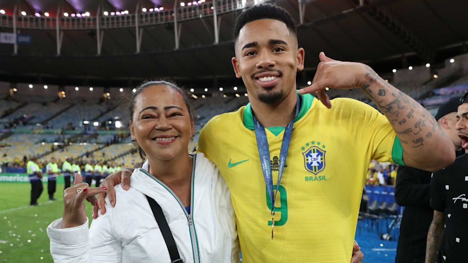 アスリートの原点】ガブリエル・ジェズス:サッカー王国の貧困 アスリートの原点】ガブリエル・ジェズス:サッカー王国の貧困