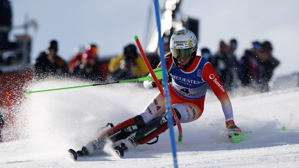 Alpine Ski-WM: Camille Rast holt Gold im Slalom, Wendy Holdener sichert ...