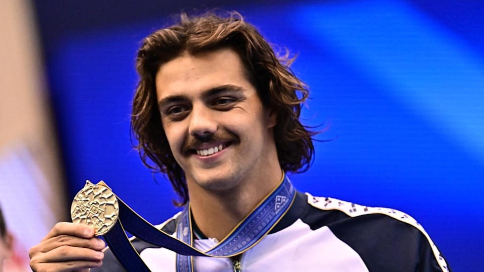 Thomas Ceccon medaglia d'oro Mondiali World Aquatics 2023 Fukuoka nuoto 50m farfalla