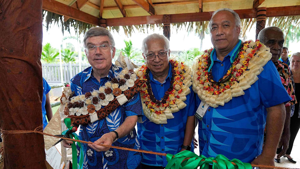 Climate change, solidarity, athletes and sports development on the agenda as IOC President visits NOCs in Oceania 