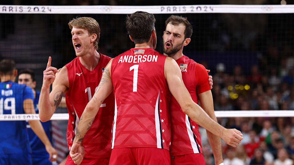 Brasil para nos Estados Unidos e vai lutar pelo bronze no vôlei