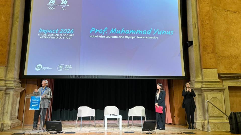 Foto del Prof. Muhammad Yunus all’Auditorium Santa Margherita dell’Università Ca’ Foscari a Venezia.