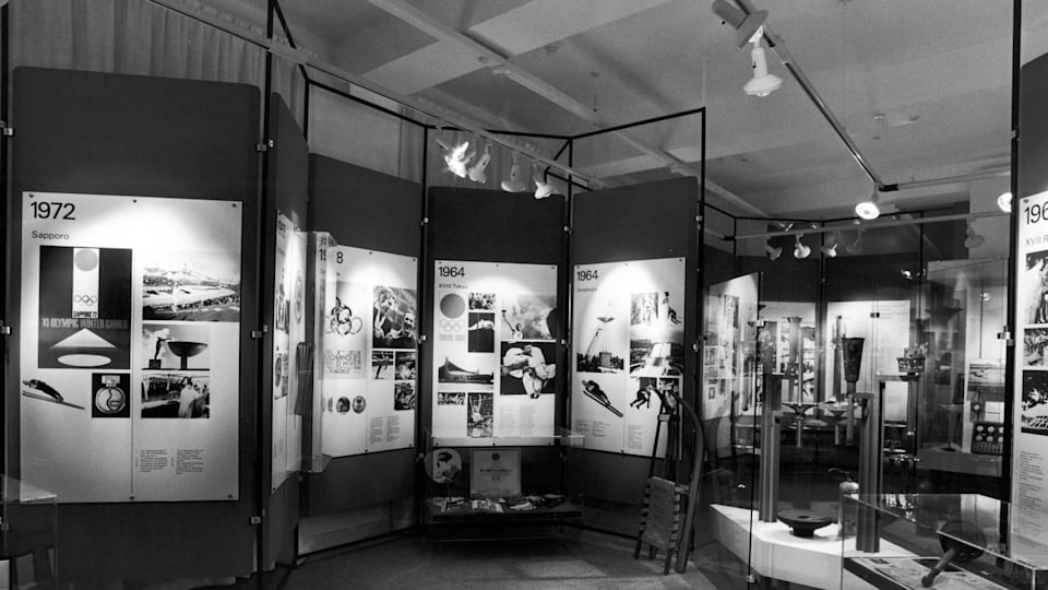 1982-Olympic-Museum-Ruchonnet-banner