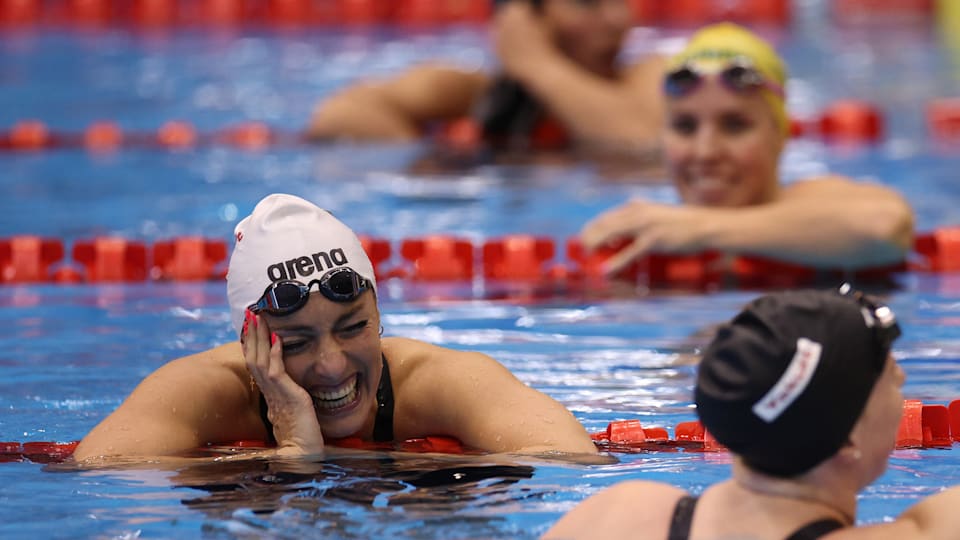 South Africa's Tatjana Schoenmaker celebrates after winning the women's 200m breaststroke at the 2023 World Aquatics Championships