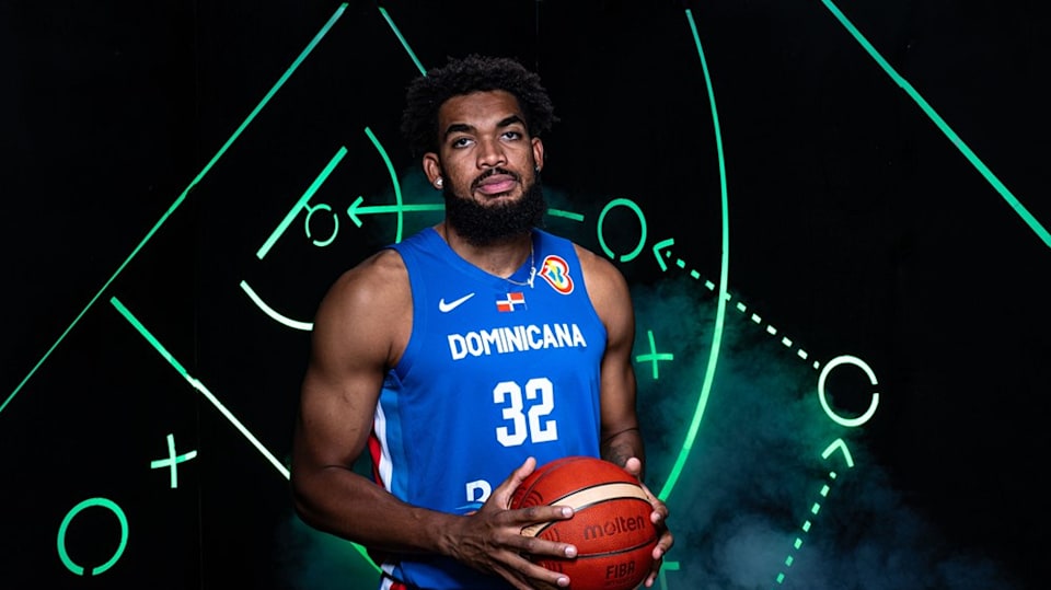 Karl-Anthony Towns, con la camiseta de la República Dominicana para el Mundial de baloncesto 2023