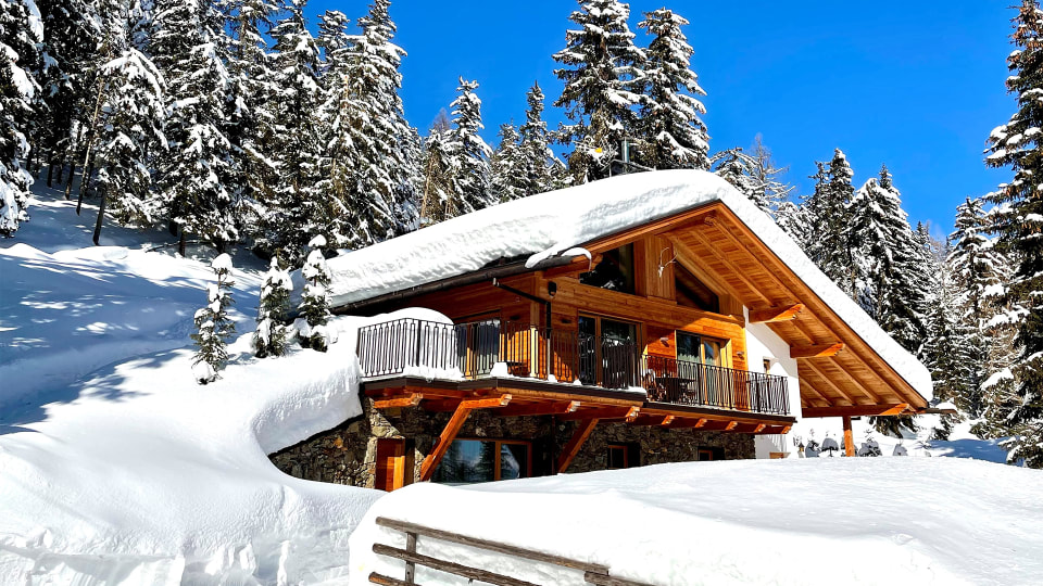2025-12-08-airbnb