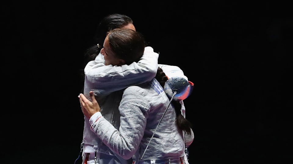 Debutant beats favourite in all-Russian women’s sabre final