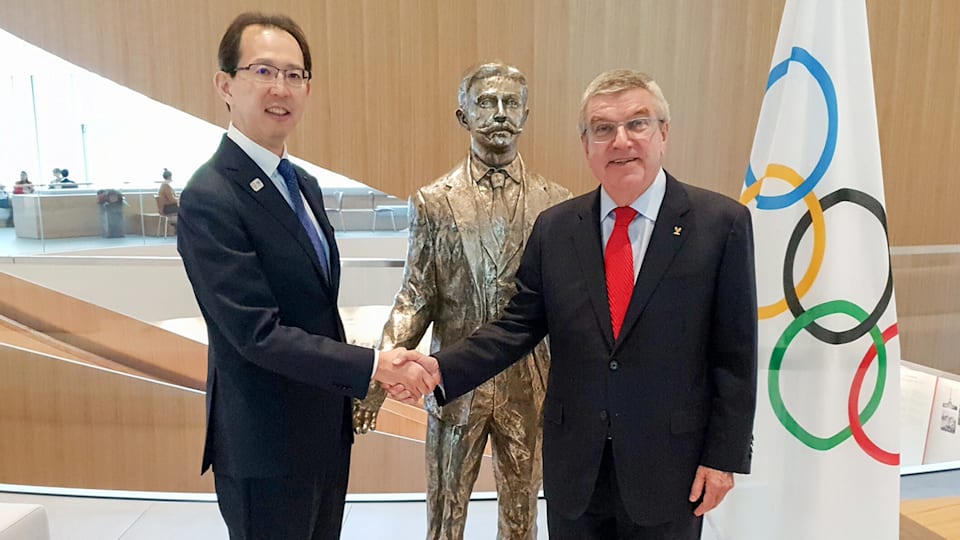 Le président du CIO accueille le gouverneur de la préfecture de Fukushima à la Maison Olympique