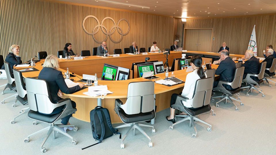 Les principes relatifs aux systèmes de qualification pour Gangwon 2024 et Milano Cortina 2026 discutés par la commission exécutive du CIO le premier jour de sa réunion
