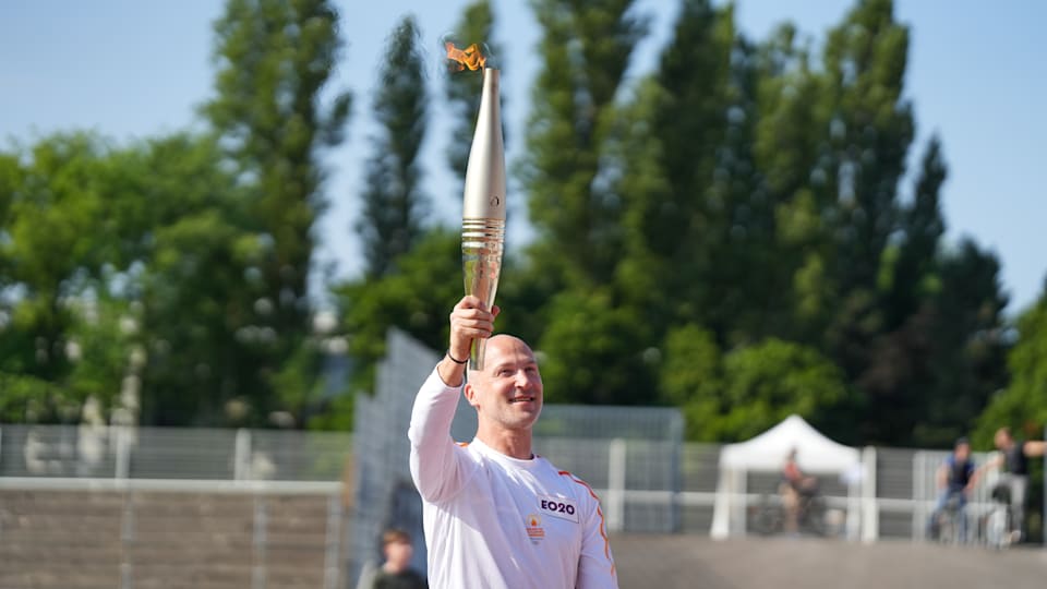 Thierry Omeyer au relais de la flamme 