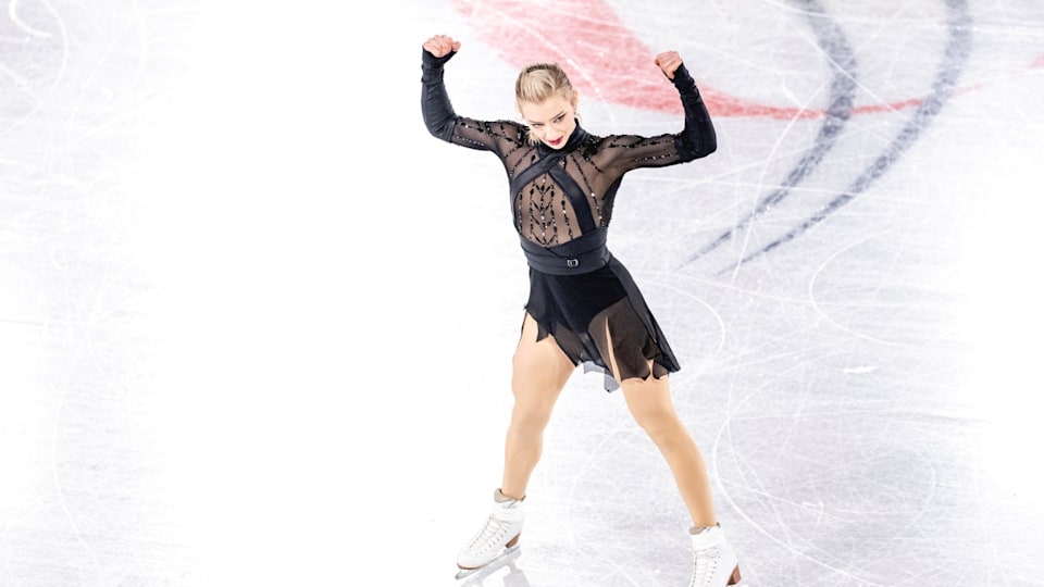 Amber Glenn onice scare en route to short program victory at