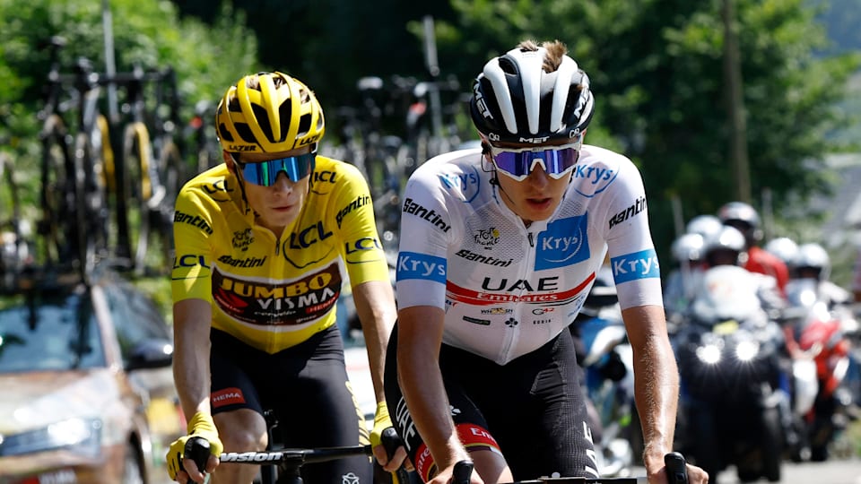 Tadej Pogacar (UAE Team Emirates) and Jonas Vingegaard (Jumbo-Visma) on Stage 17 of 2022 Tour de France