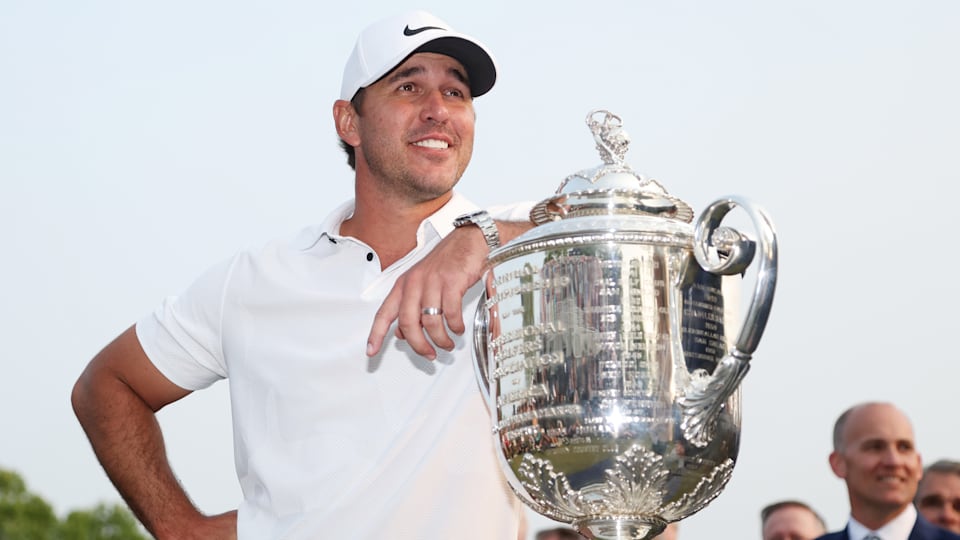 Brooks Koepka celebra ganar el  PGA Championship en 2023