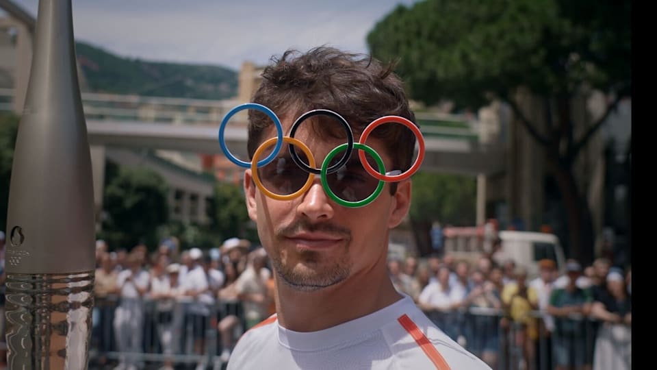 Charles Leclerc porteur de la flamme a Monaco Les valeurs du sport et des Jeux Olympiques sont tres importantes pour moi