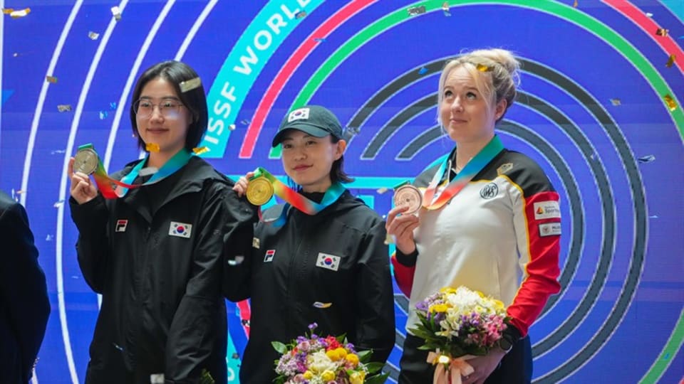 ISSF 바쿠 월드컵 대회 여자 25m 권총 시상식